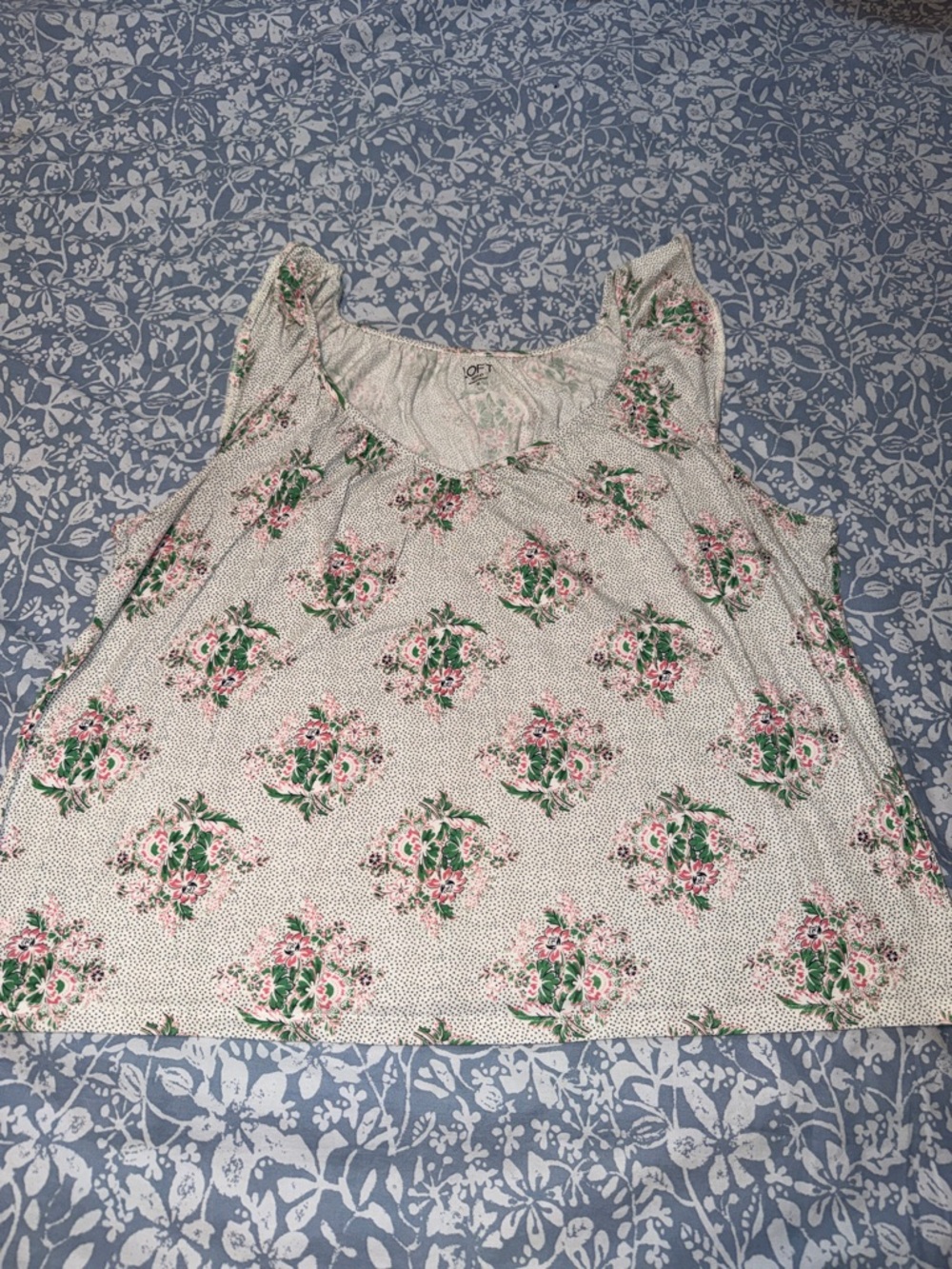 LOFT White Floral Scoop Neck Sleeveless Tank Top